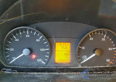 2018 Mercedes-Benz Sprinter 2500 из США, поврежденный, VIN WD3PE7CD8JP620251